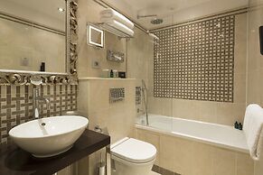 Hotel Ares Eiffel