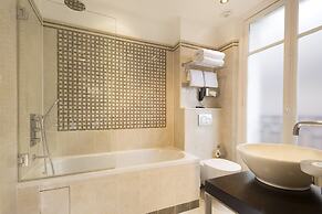 Hotel Ares Eiffel