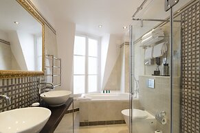 Hotel Ares Eiffel