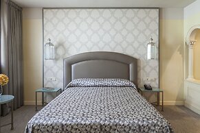 Hotel Macià Alfaros