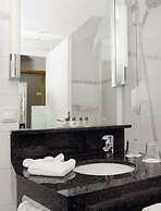 Ambassador Hotel & Spa