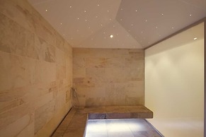 Ambassador Hotel & Spa