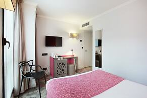 Hotel Eiffel Capitol