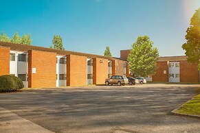 Holiday Inn Basingstoke by IHG
