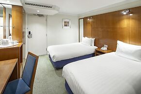Holiday Inn Basingstoke by IHG