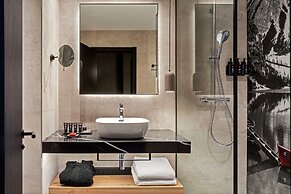 Radisson RED Madrid