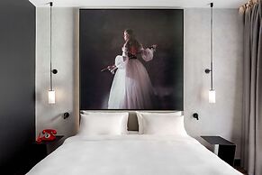 Radisson RED Madrid