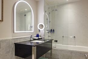 The Caledonian Edinburgh, Curio Collection by Hilton