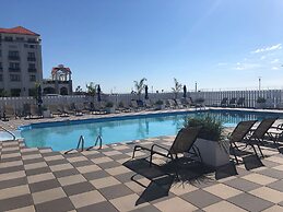 Berkeley Oceanfront Hotel