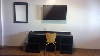 Motel 6 Clovis, NM
