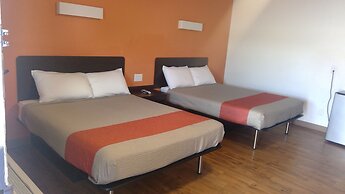 Motel 6 Clovis, NM