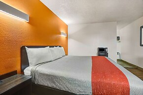 Motel 6 Clovis, NM