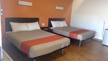 Motel 6 Clovis, NM