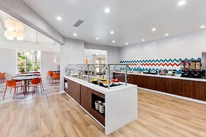 Clementine Hotel & Suites Anaheim