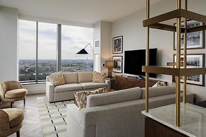 Hilton Arlington Rosslyn The Key