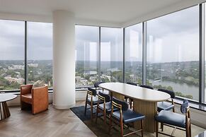 Hilton Arlington Rosslyn The Key