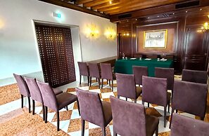 Santa Chiara Hotel