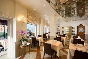 Santa Chiara Hotel