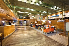 El Conquistador Hotel