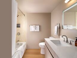 Huntingdon Hotel and Suites