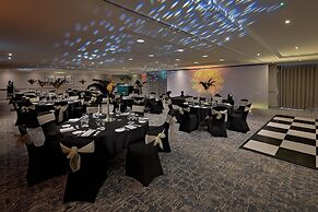 Hilton Cobham