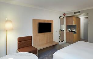 Hilton Cobham