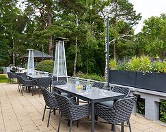 Hilton Cobham
