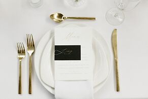 Delta Hotels by Marriott Calgary South