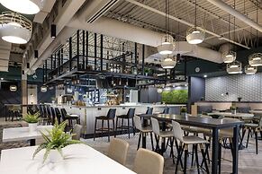 Delta Hotels by Marriott Calgary South
