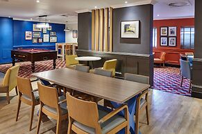 Holiday Inn Leeds Garforth by IHG