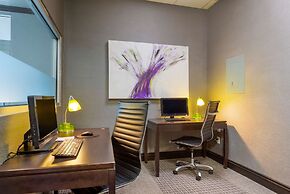 Best Western Plus Village Park Inn