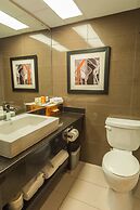 Best Western Plus Village Park Inn