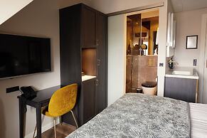 Ascot Hotel