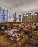 Ascot Hotel