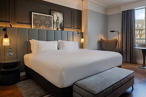 The Queens Hotel