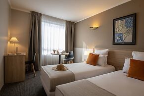 Le Cetai Cannes Beach Hotel