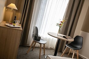 Le Cetai Cannes Beach Hotel