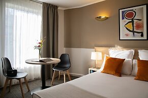 Le Cetai Cannes Beach Hotel