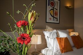 Le Cetai Cannes Beach Hotel