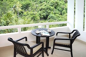 Le Meridien Phuket Beach Resort