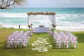 Le Meridien Phuket Beach Resort