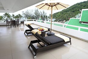 Le Meridien Phuket Beach Resort
