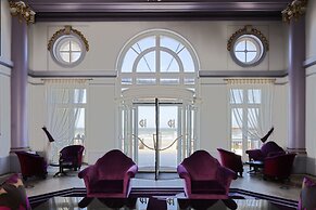 Le Grand Hotel de Cabourg - MGallery Collection