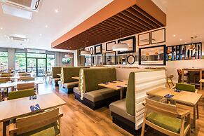 Holiday Inn Lancaster by IHG
