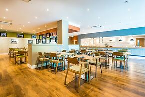 Holiday Inn Lancaster by IHG
