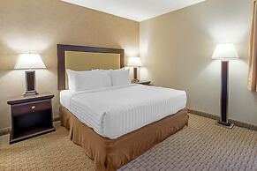 Best Western Plus Emerald Isle Hotel