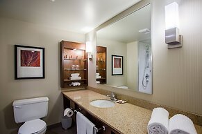 Delta Hotels by Marriott Saguenay Conference Centre