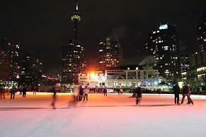 InterContinental Toronto Centre by IHG