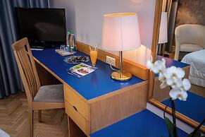Tirana International Hotel & Conference Centre