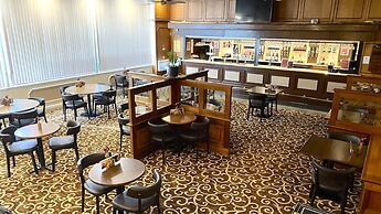Russ Hill Hotel